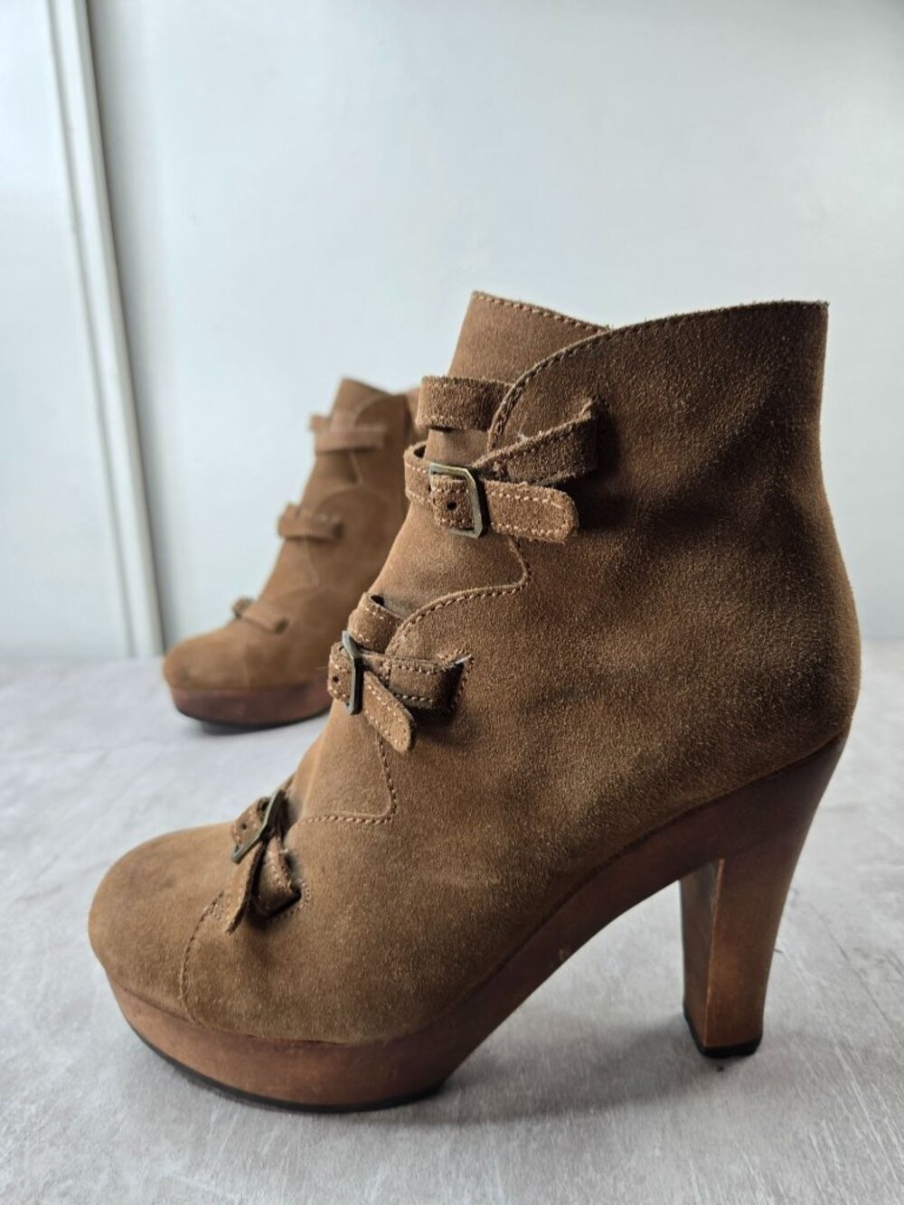 See by Chloe Military Platform Booties 7 Brown Suede Retro Edgy Y2K Buckle Boots